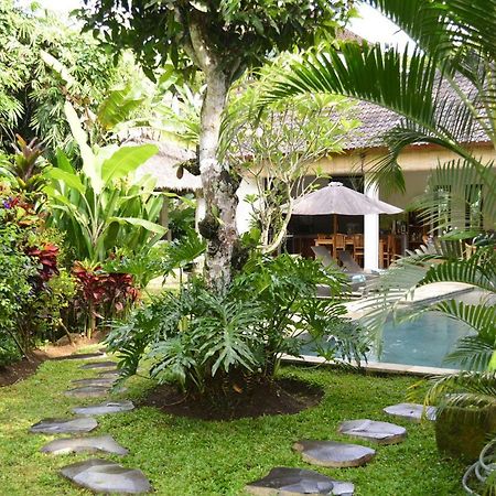 Villa Bindi Ubud Esterno foto