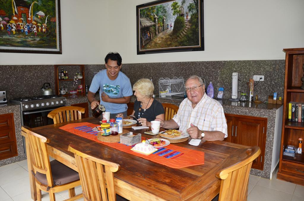 Villa Bindi Ubud Esterno foto