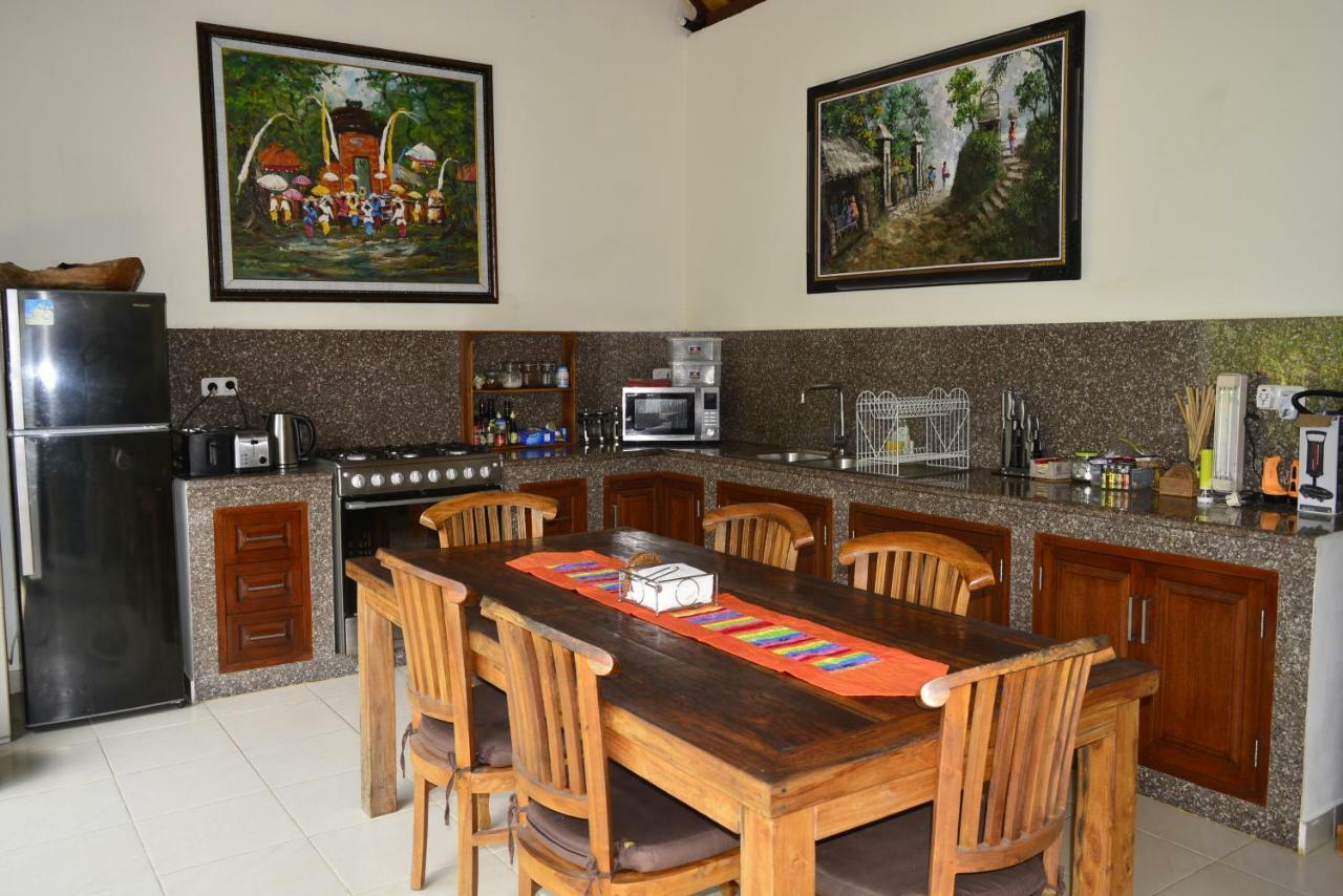 Villa Bindi Ubud Esterno foto